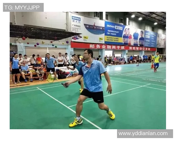 武汉羽毛球队中路突破战术解析与实战应用探讨